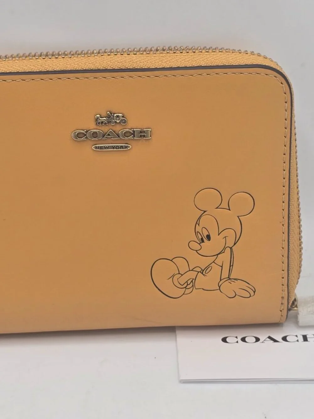 Coach x Disney Mickey Mouse Zip Around Wallet Leather Beige Limited Edition NWT - Picture 5 of 5